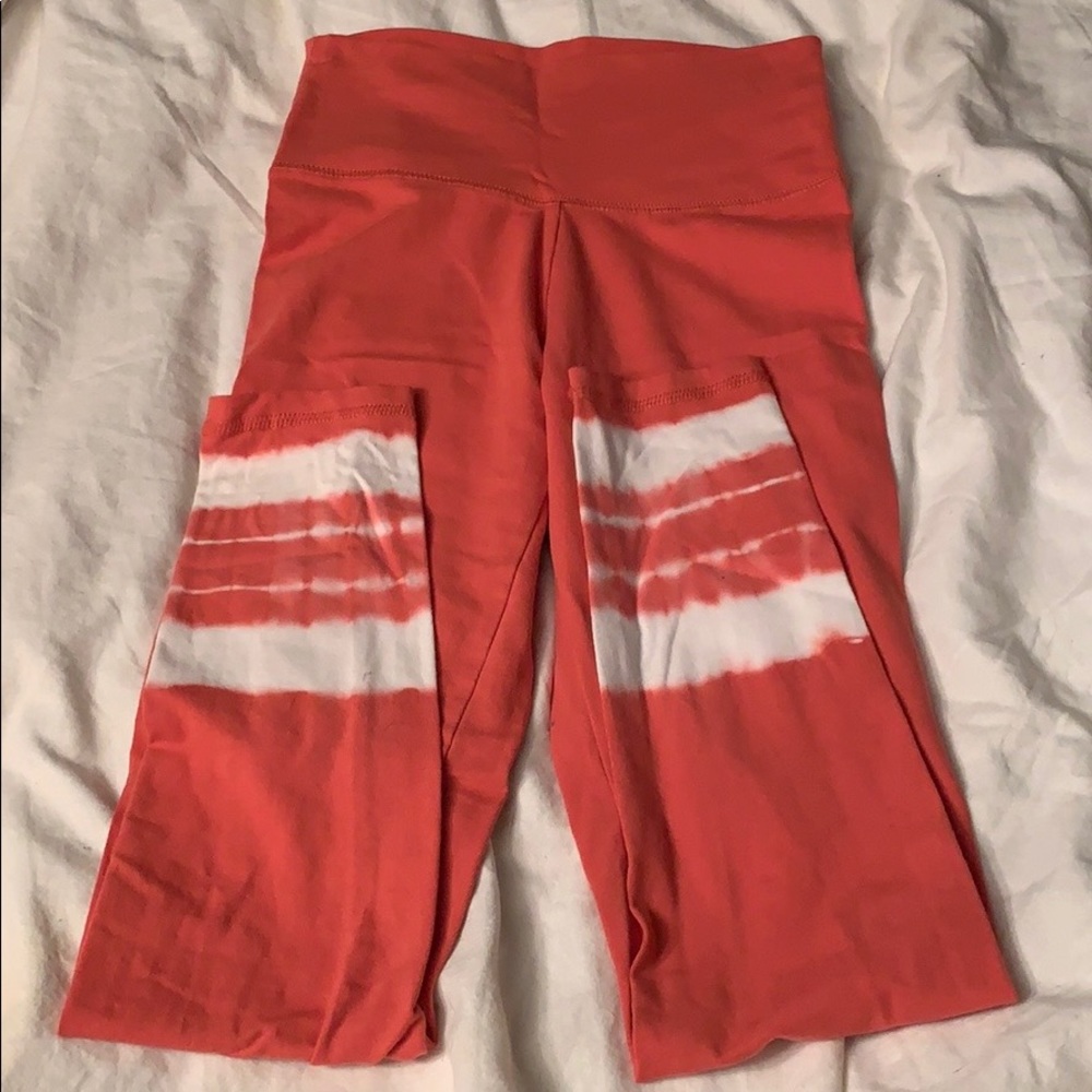 Aerie tie-dye leggings